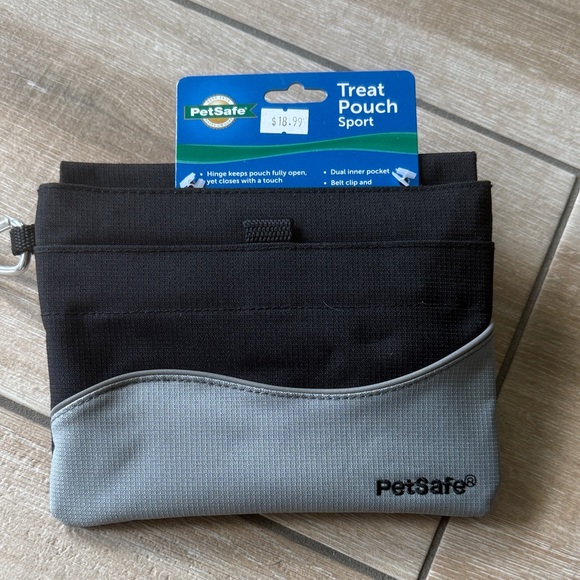 PetSafe Black and Gray Treat Pouch NWT - Picture 1 of 3
